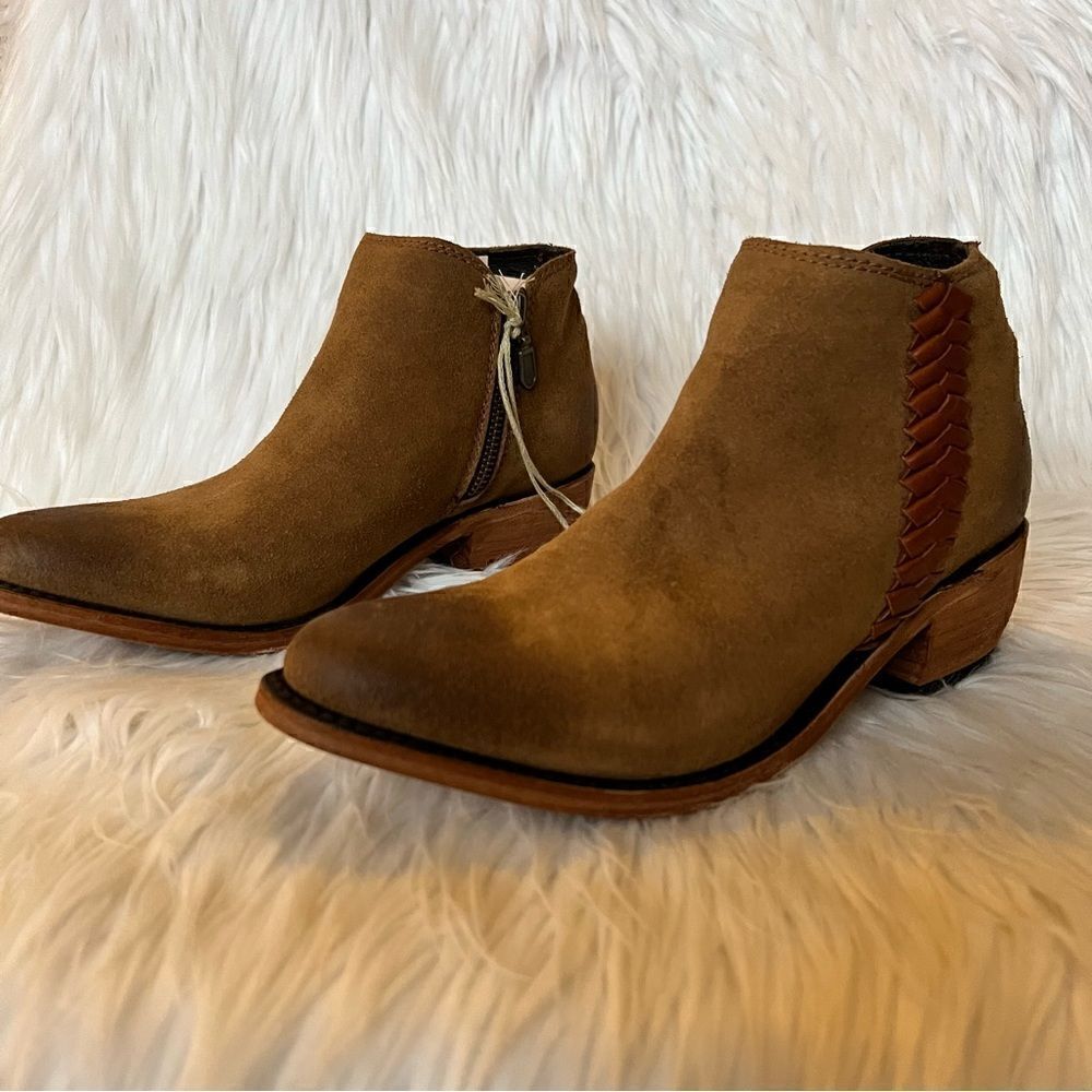 NIB Liberty Black Bootie Brown Size 6.5 Res Gamuza Abano Leather Woven Strip